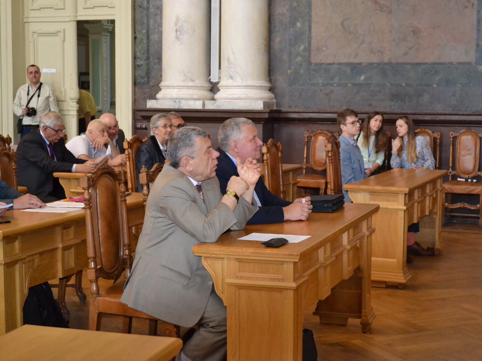 Here comes a description