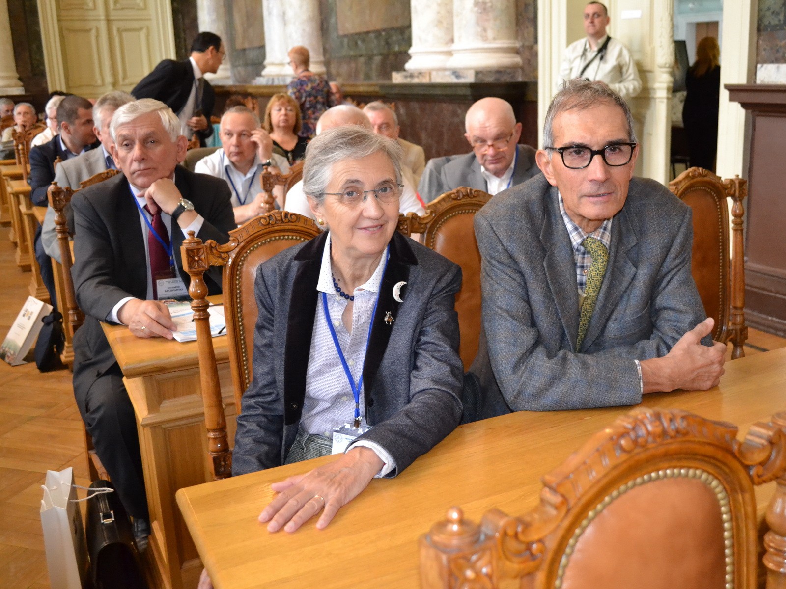 Here comes a description