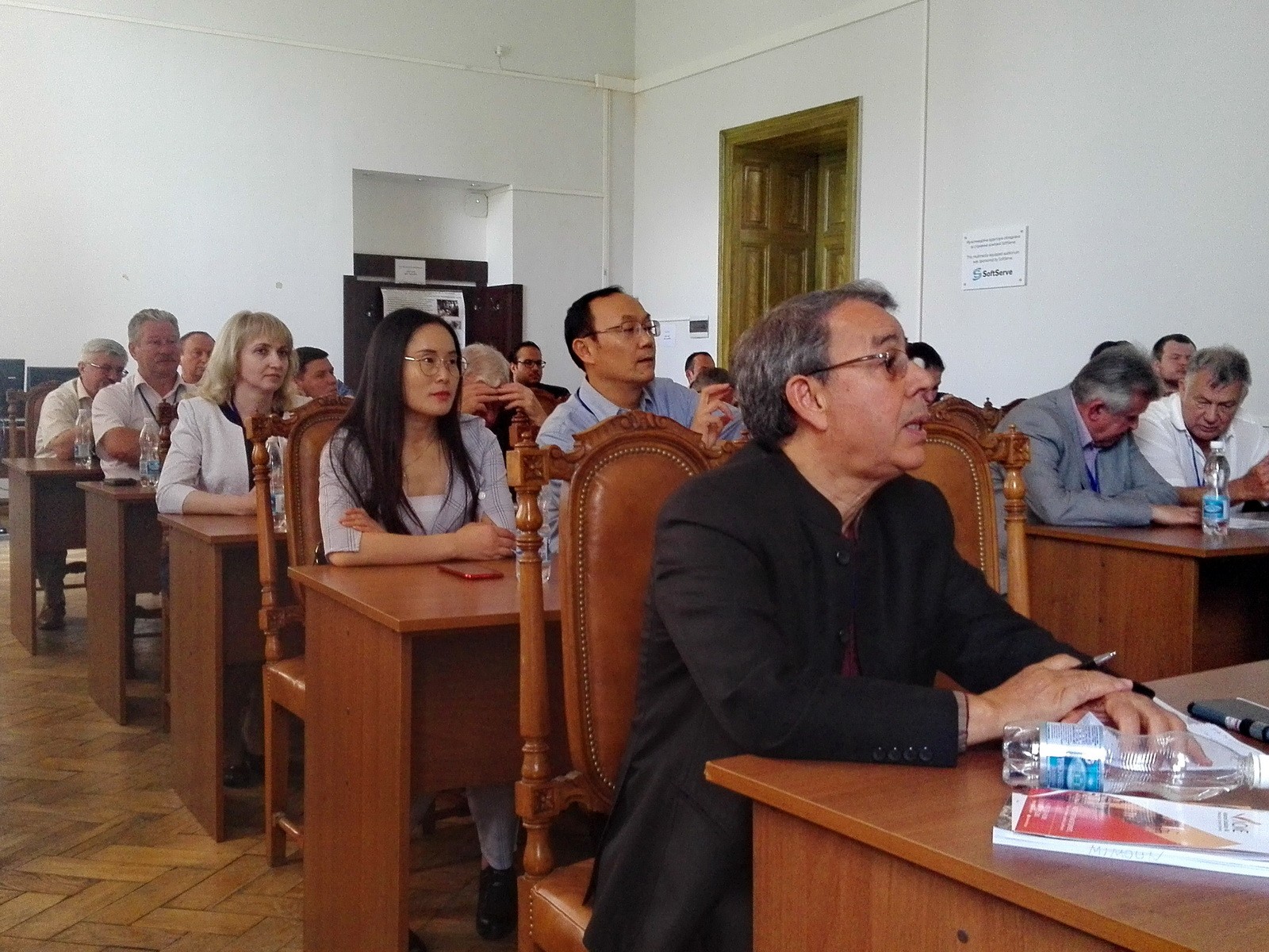 Here comes a description