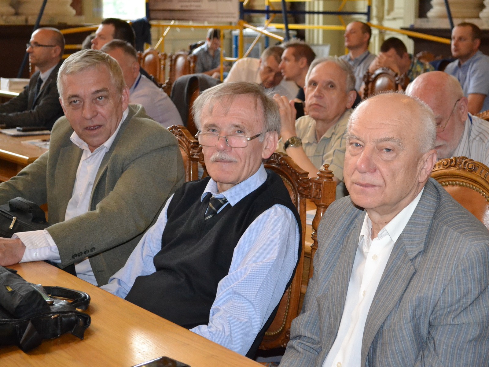 Here comes a description