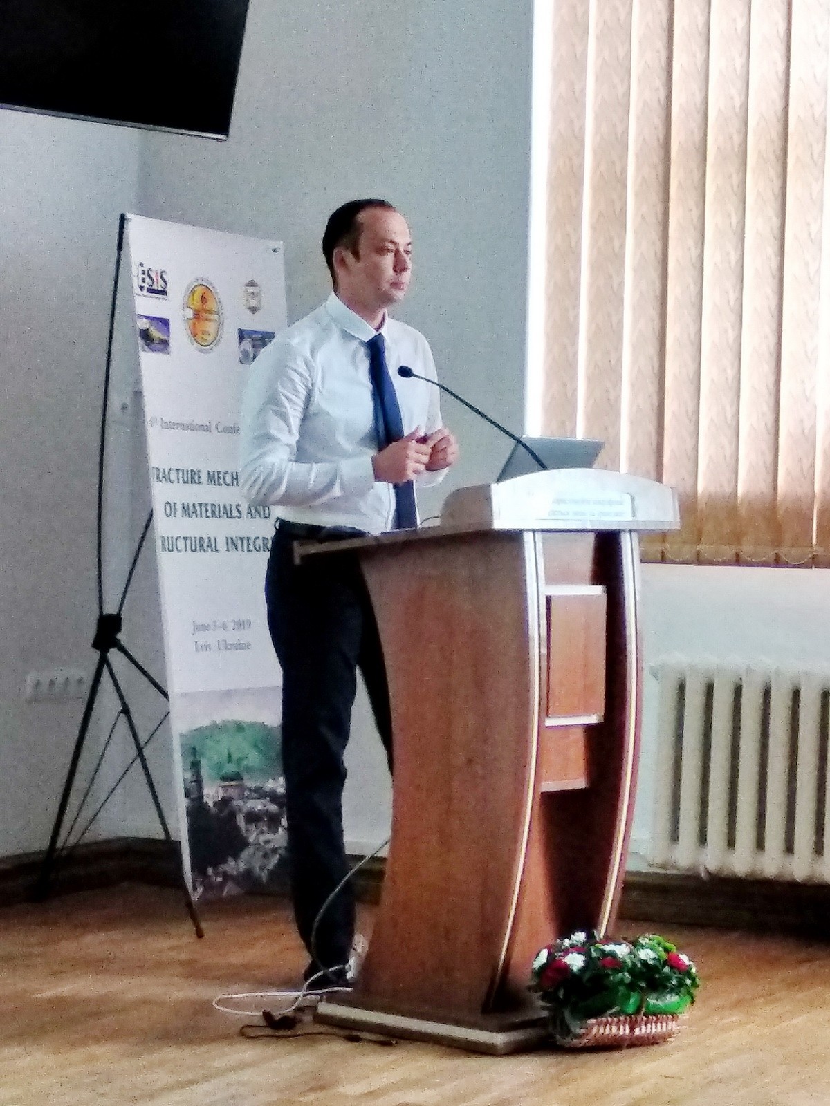 Here comes a description