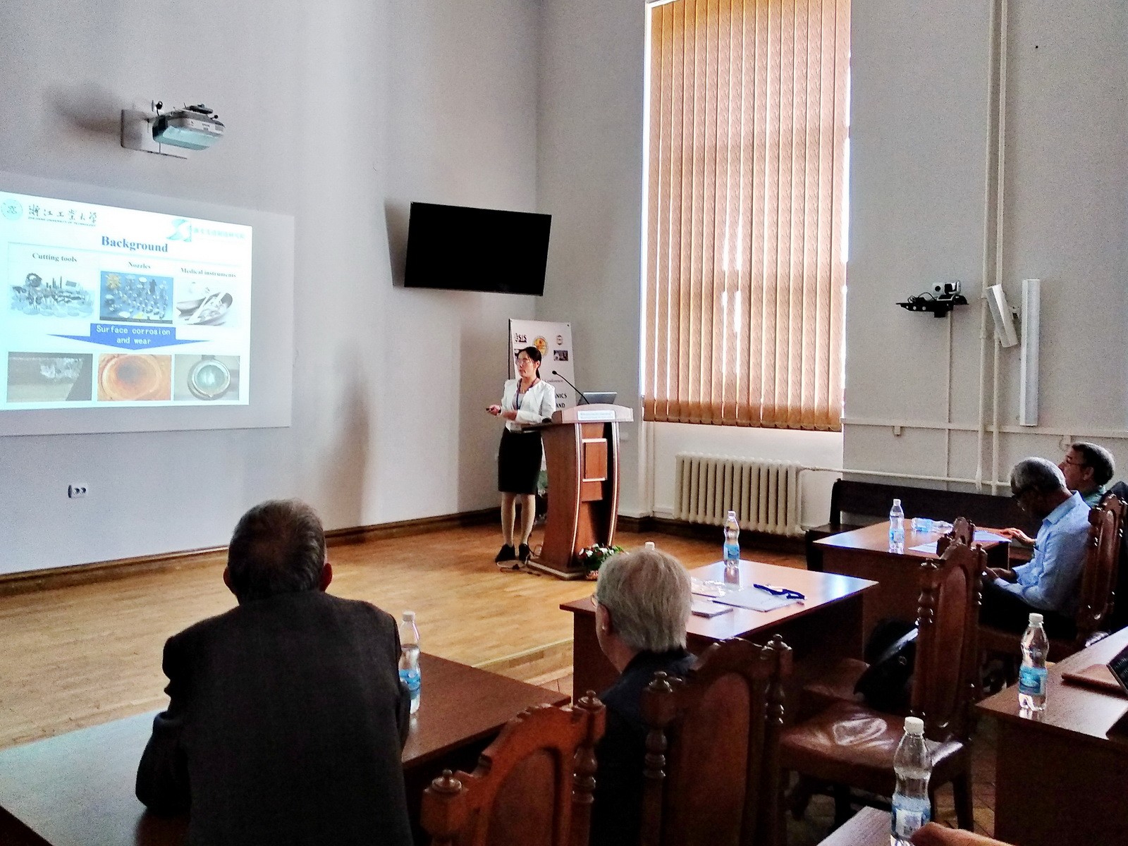 Here comes a description