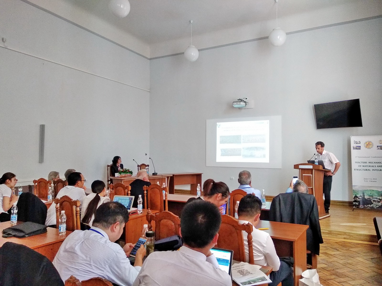 Here comes a description