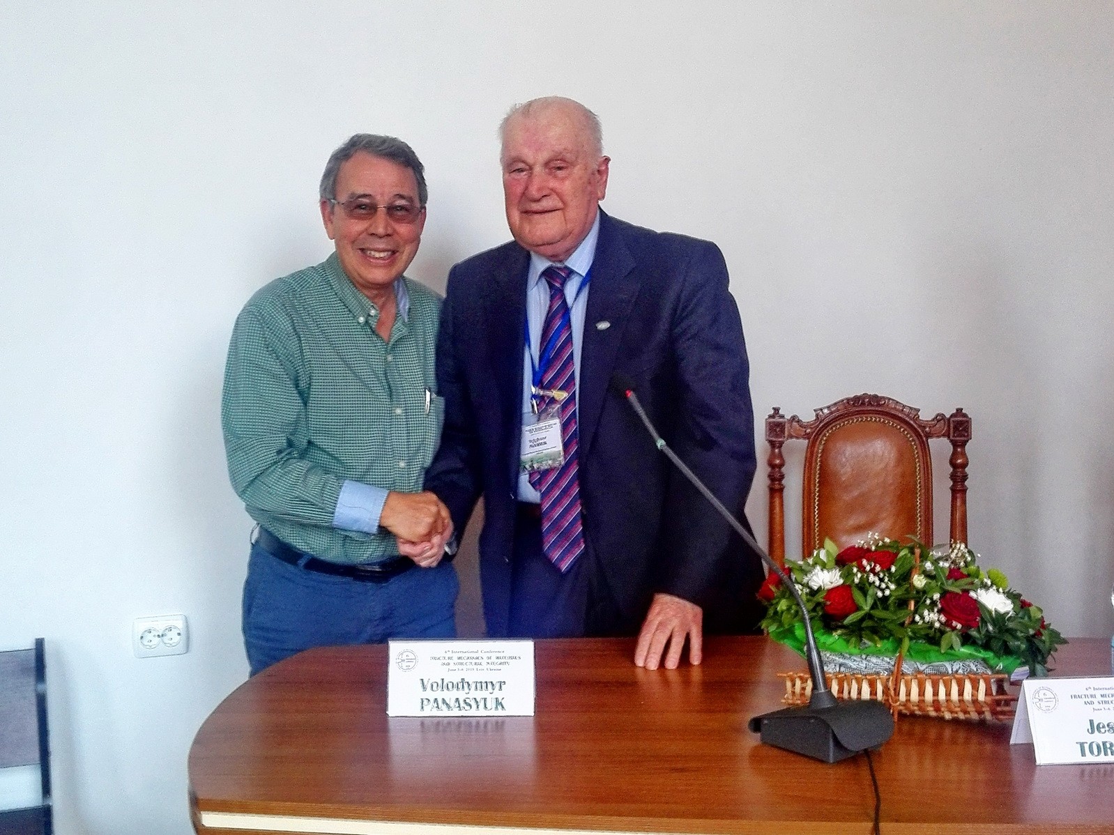 Here comes a description